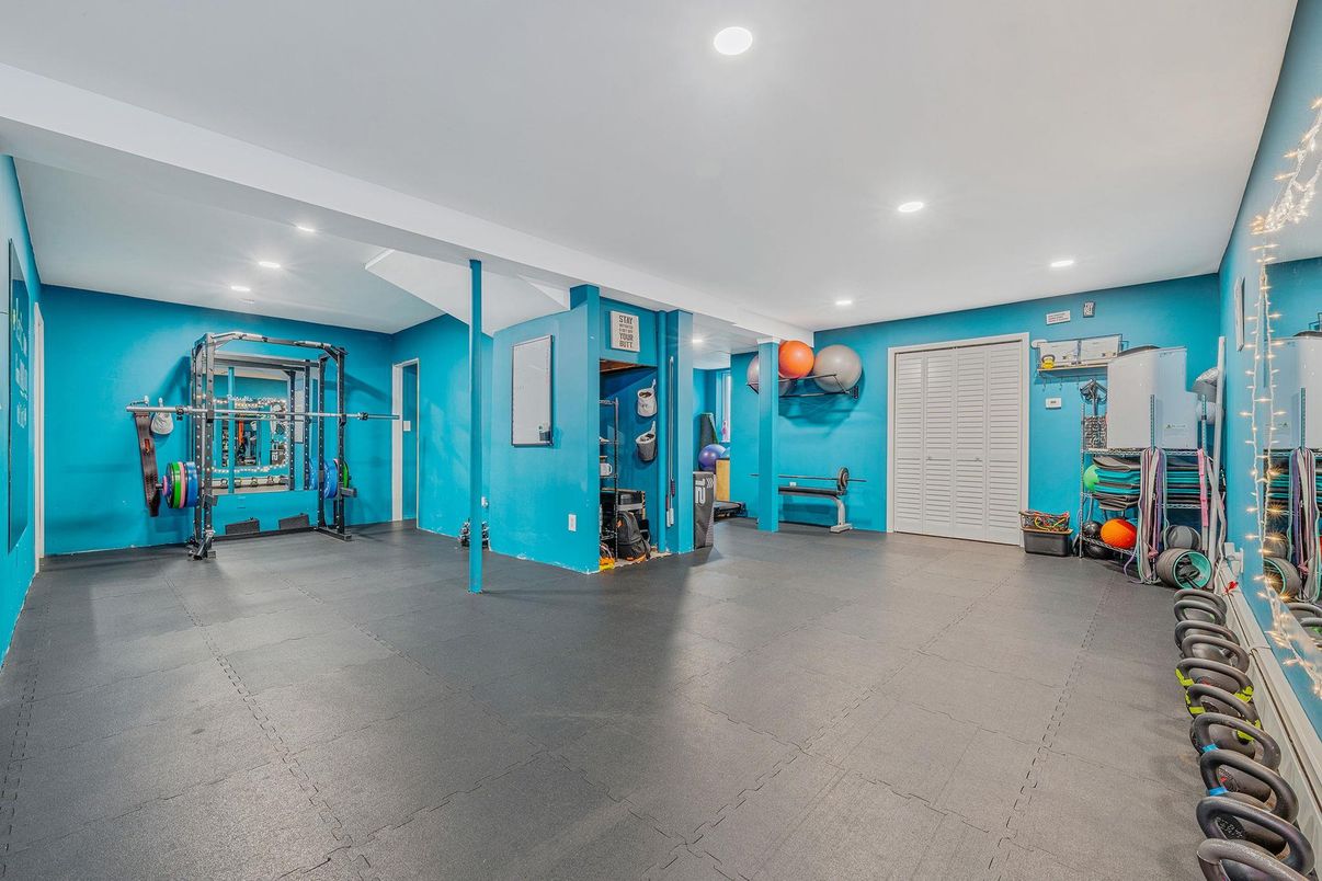 Fitness Equipment, Interior, Recessed Lighting