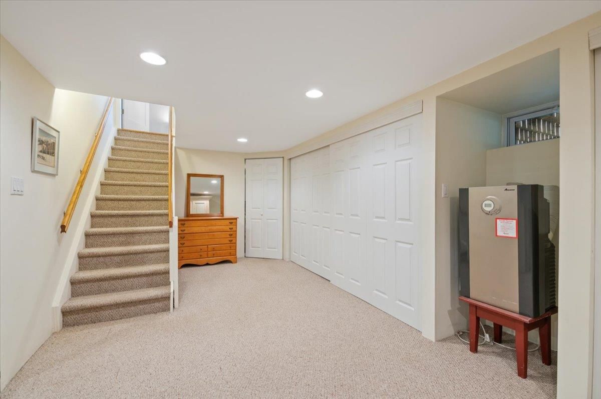Interior, Recessed Lighting