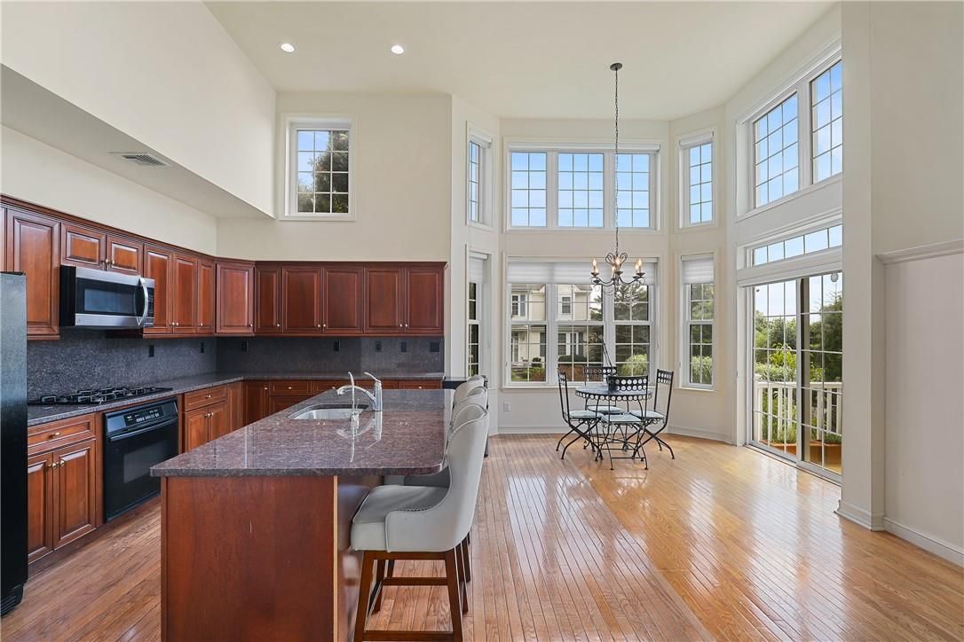 Dining room, Interior, Kitchen, Pendant Lights, Recessed Lighting, Wood Texture Flooring