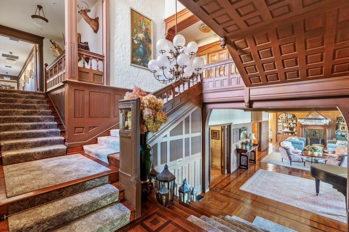 Chandelier, Interior, Wood Texture Flooring
