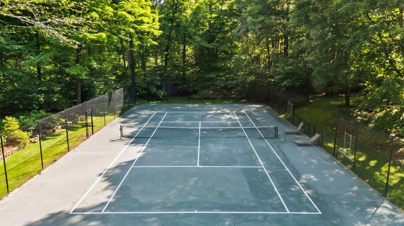 Exterior, Tennis Courts