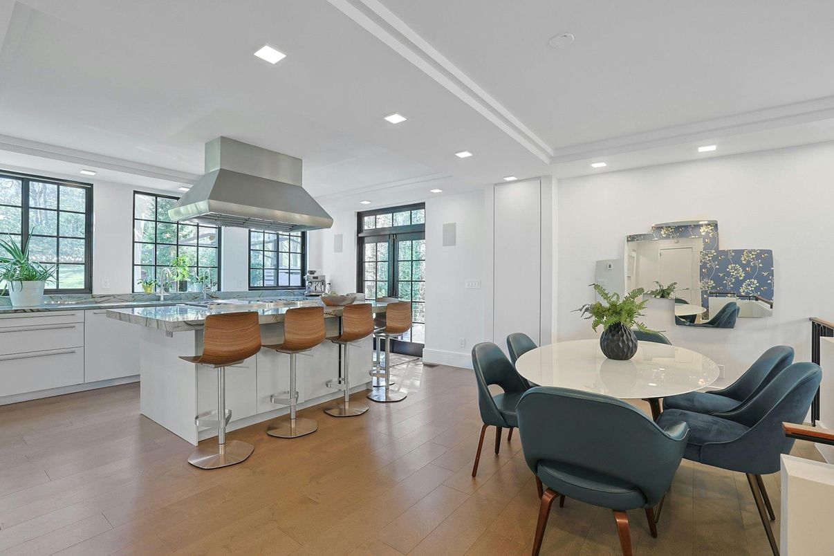 Dining room, Interior, Kitchen, Recessed Lighting, Wood Texture Flooring