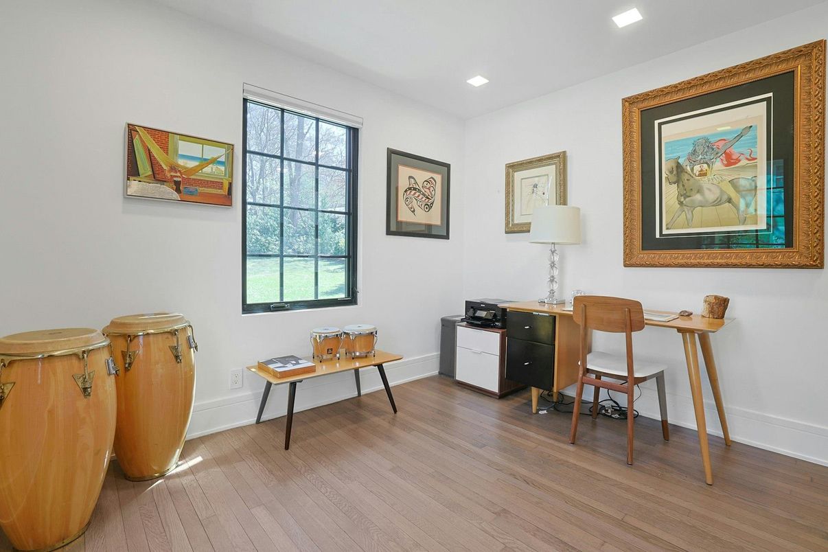 Home Office, Interior, Recessed Lighting, Wood Texture Flooring