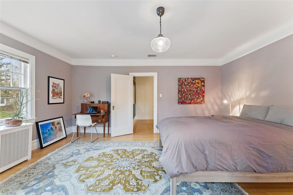 Bedroom, Home Office, Interior, Pendant Lights, Wood Texture Flooring