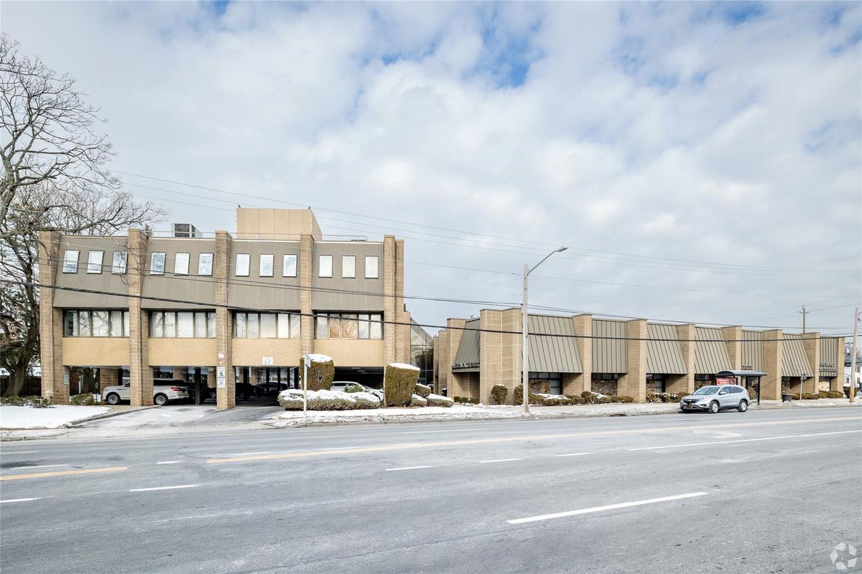 Exterior, Facade, Condo Building