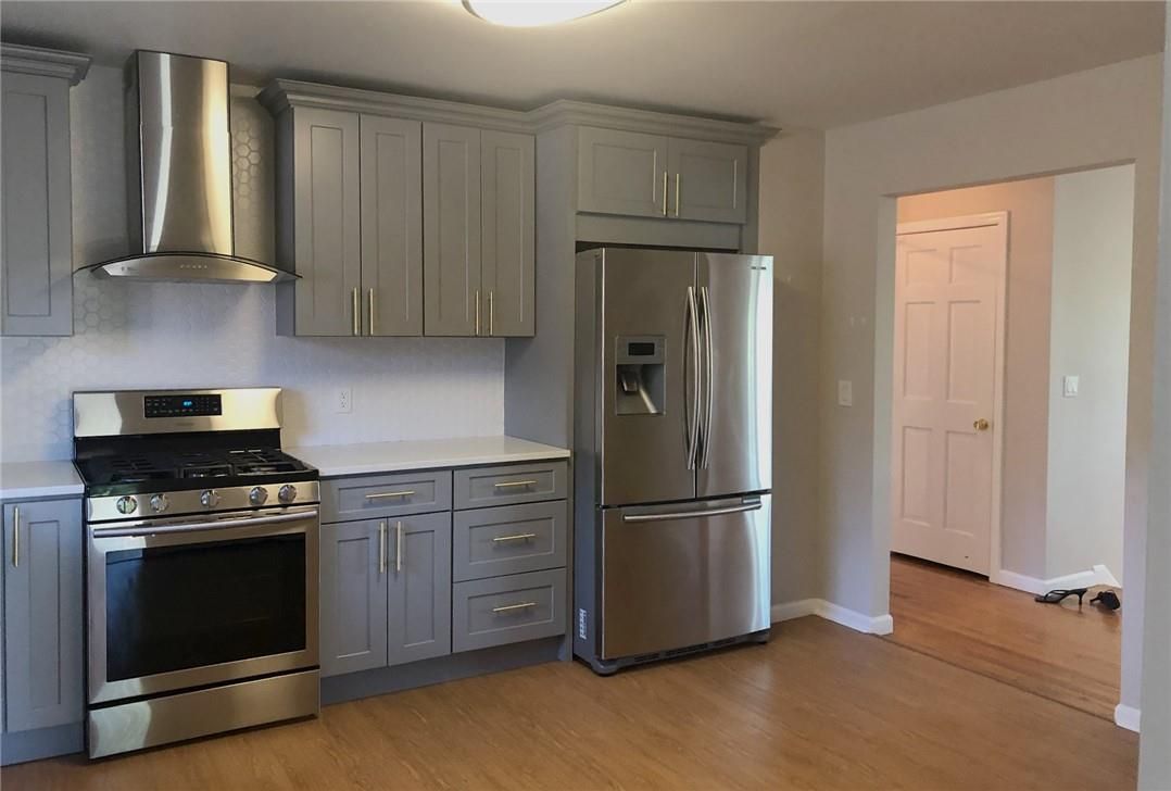 Interior, Kitchen, Stainless Steel Appliances, Wood Texture Flooring