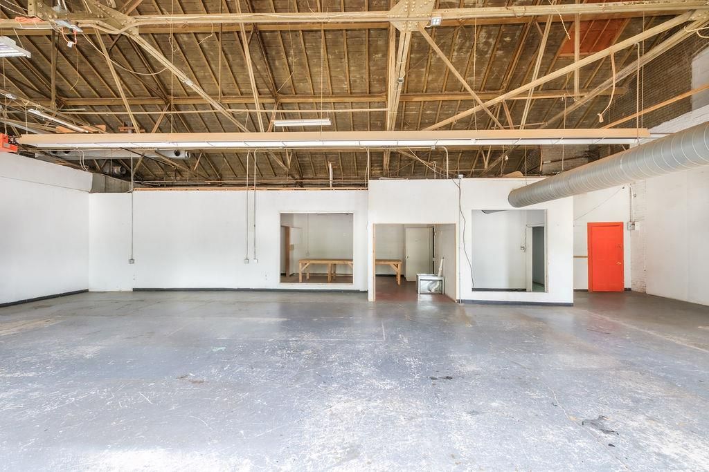 Empty room, Interior, Wooden Beams, Wooden Ceilings