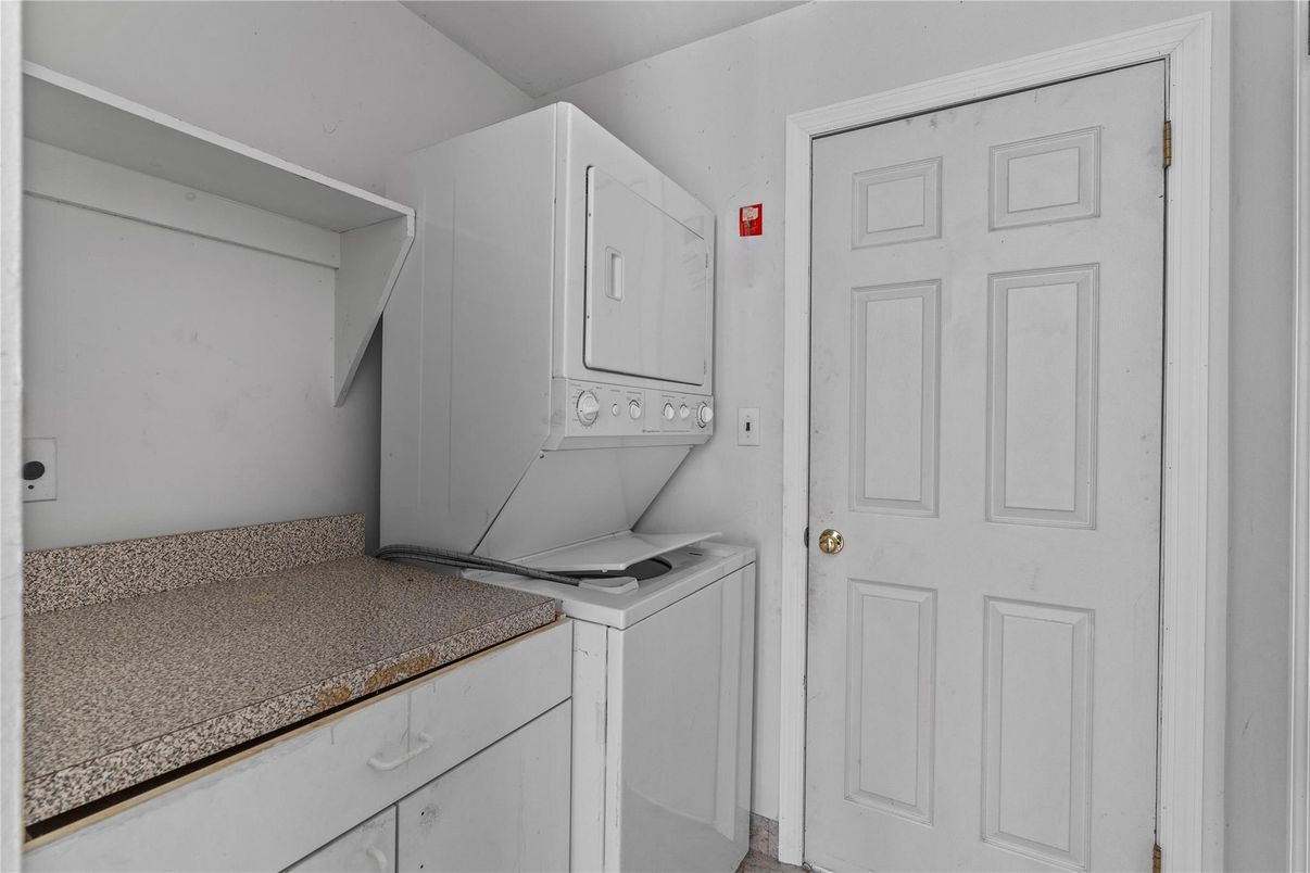 Interior, Utility Closets, Washer
