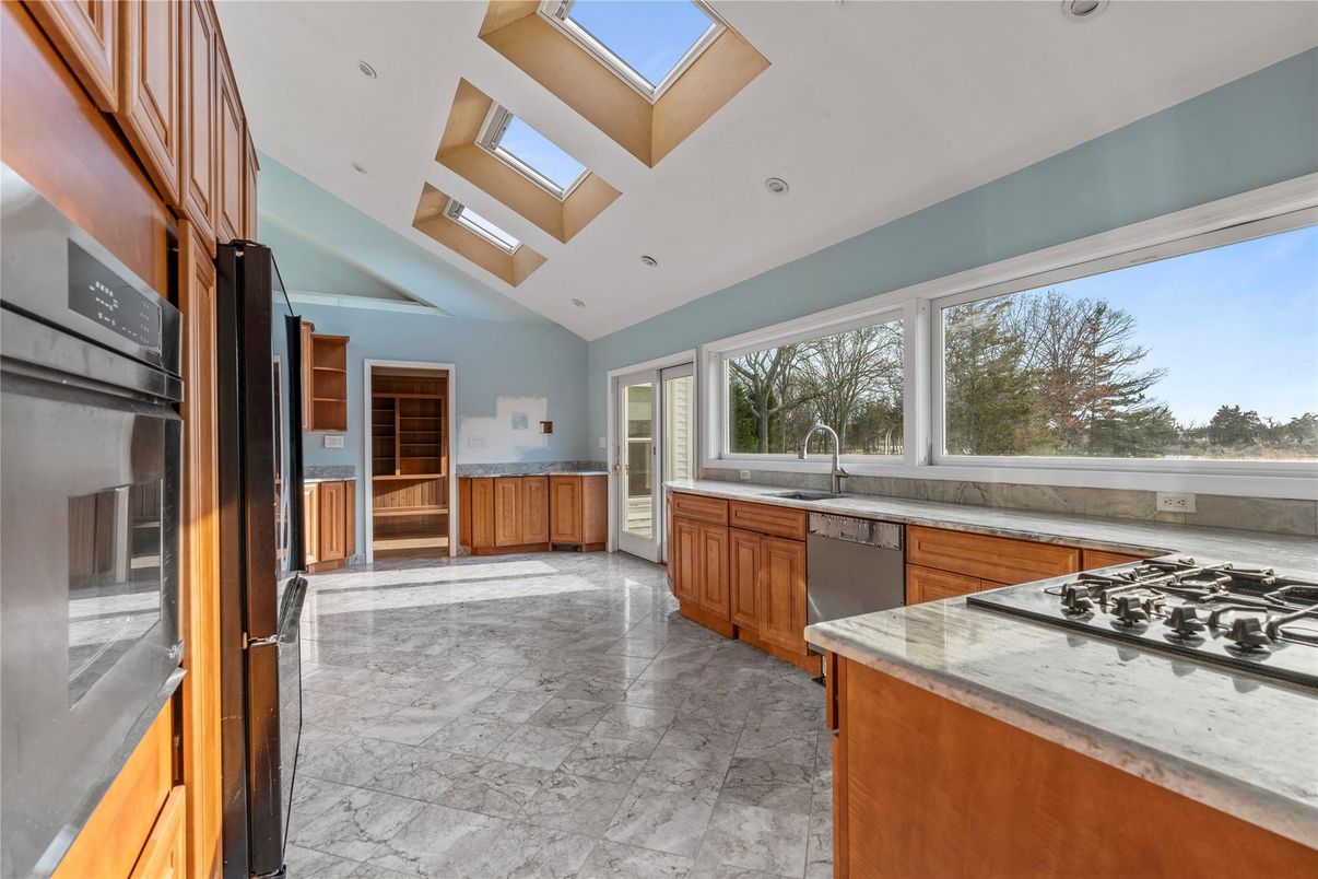 Interior, Kitchen, Recessed Lighting