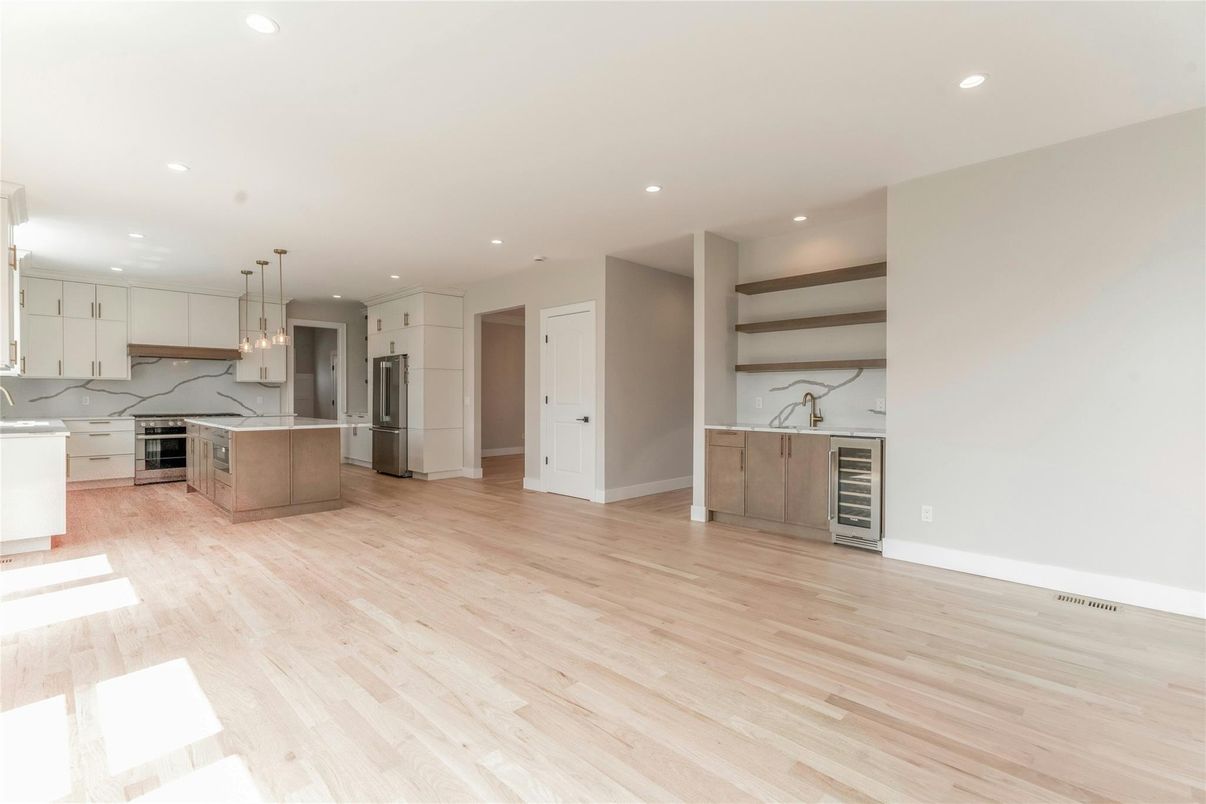 Interior, Kitchen, Pendant Lights, Recessed Lighting, Wood Texture Flooring