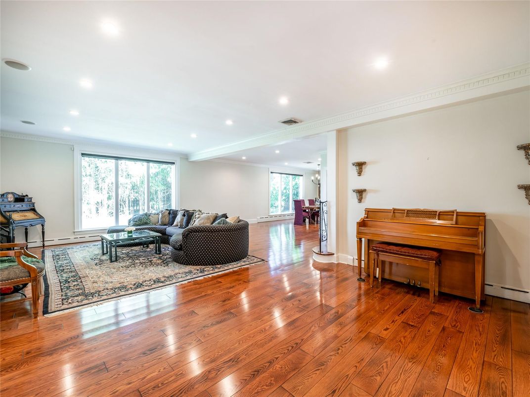 Interior, Living room, Piano, Recessed Lighting, Wood Texture Flooring