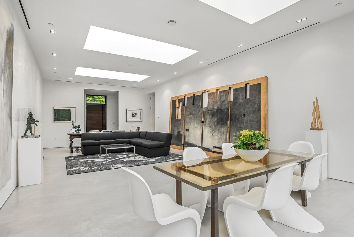 Dining room, Interior, Living room, Recessed Lighting