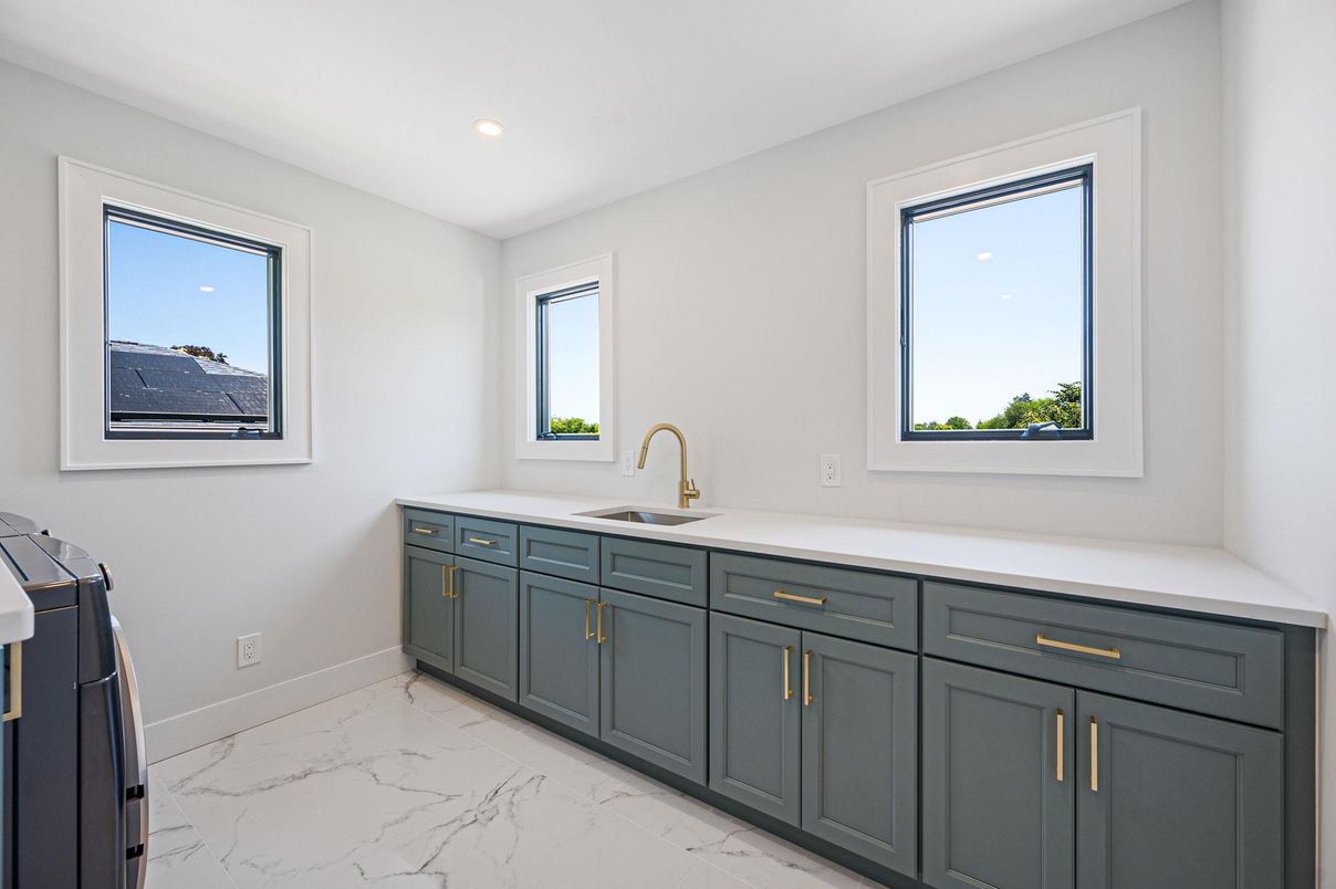 Interior, Kitchen, Marble, Recessed Lighting