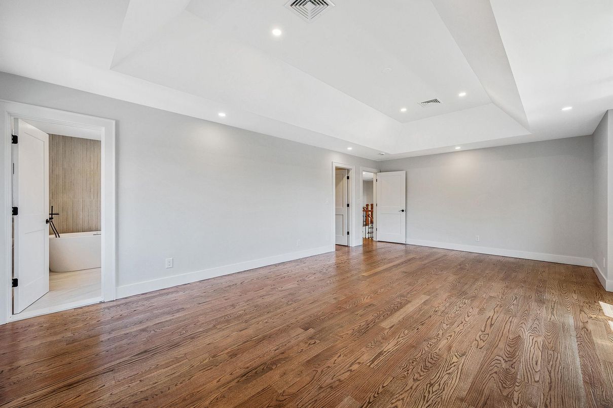 Bathroom, Empty room, Interior, Recessed Lighting, Wood Texture Flooring