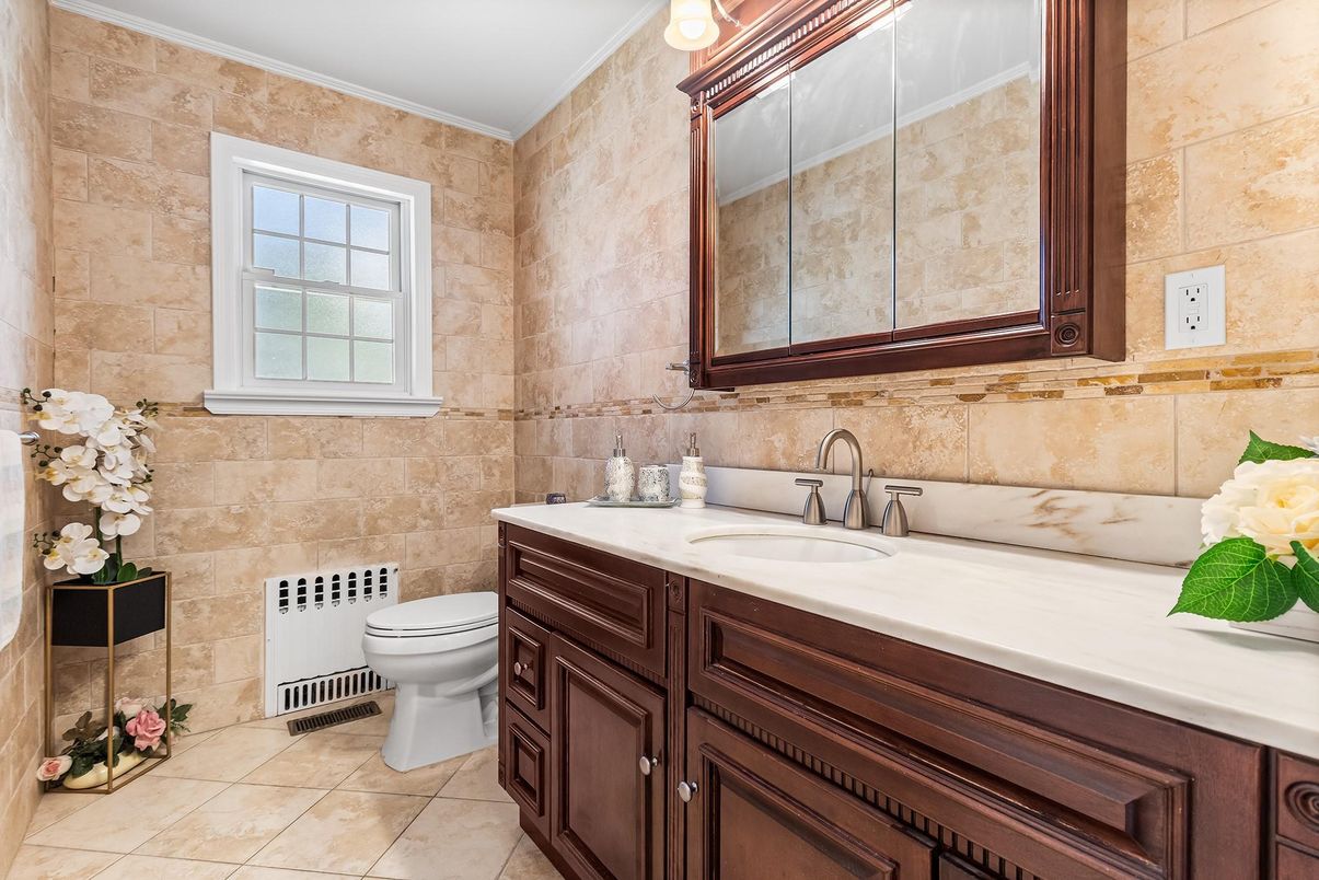 Bathroom, Interior, Stone Walls