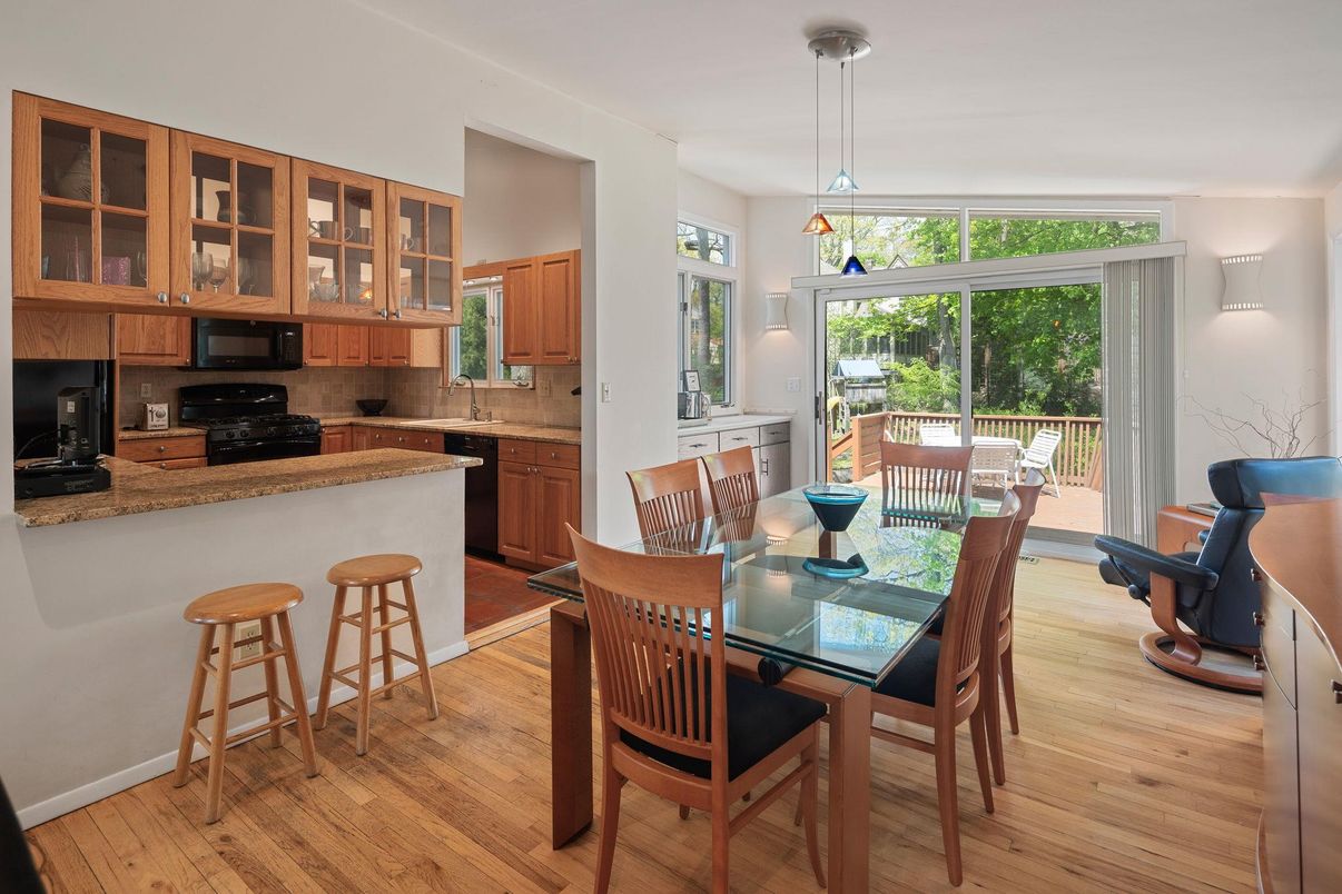 Dining room, Interior, Kitchen, Pendant Lights, Wood Texture Flooring
