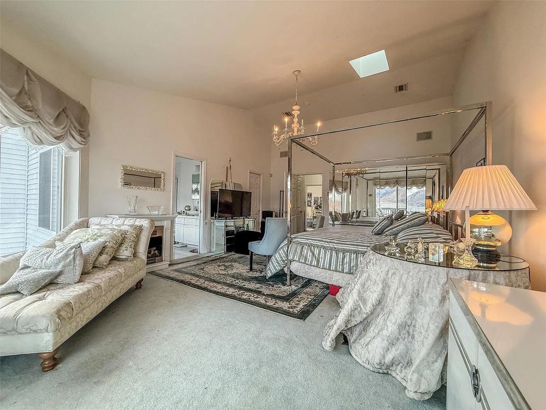 Bedroom, Chandelier, Interior