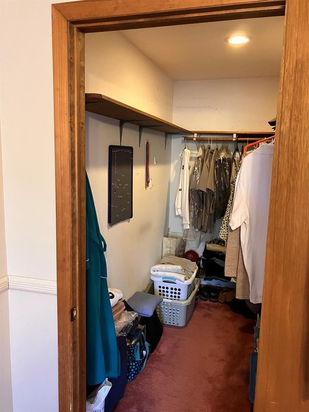 Interior, Recessed Lighting, Walk-in Closets