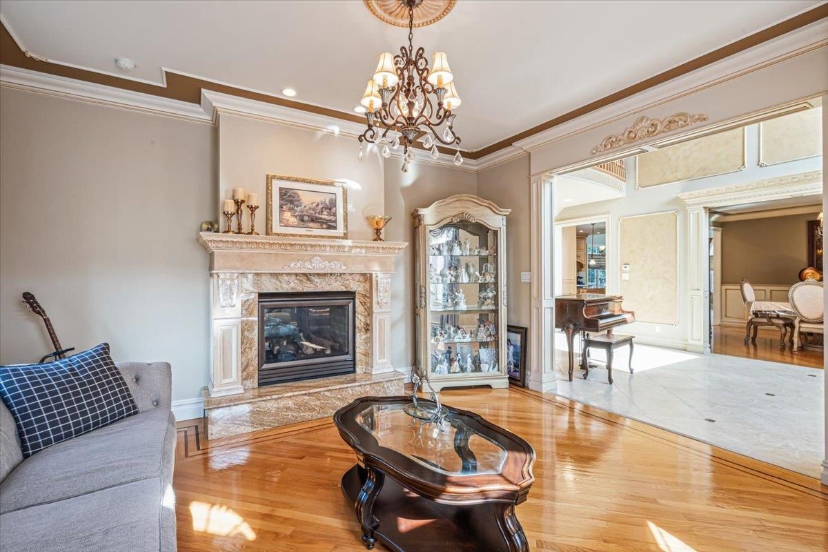 Chandelier, Fireplace, Interior, Recessed Lighting, Wood Texture Flooring