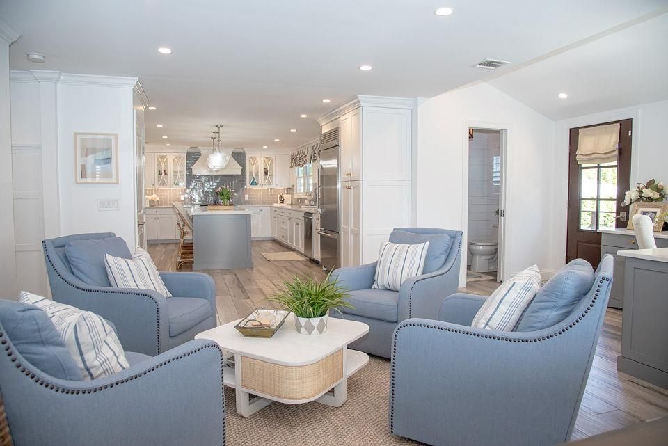Interior, Kitchen, Living room, Pendant Lights, Recessed Lighting, Stainless Steel Appliances, Wood Texture Flooring