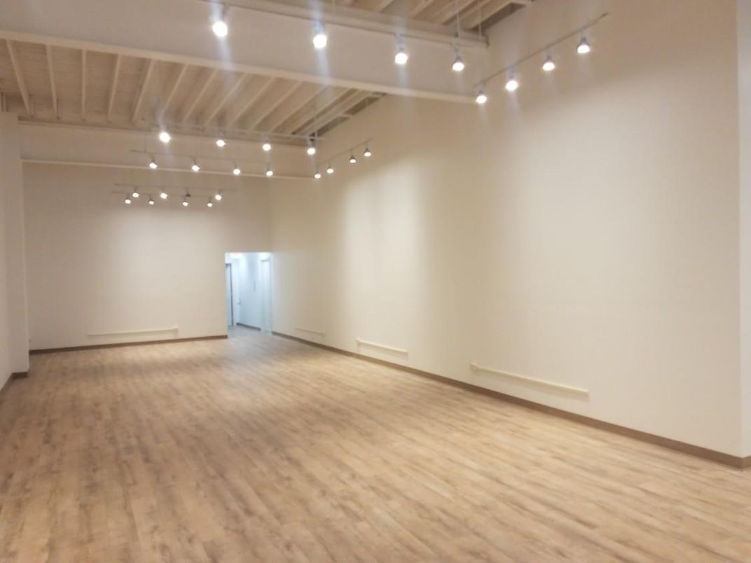 Empty room, Interior, Pendant Lights, Wooden Ceilings, Wood Texture Flooring