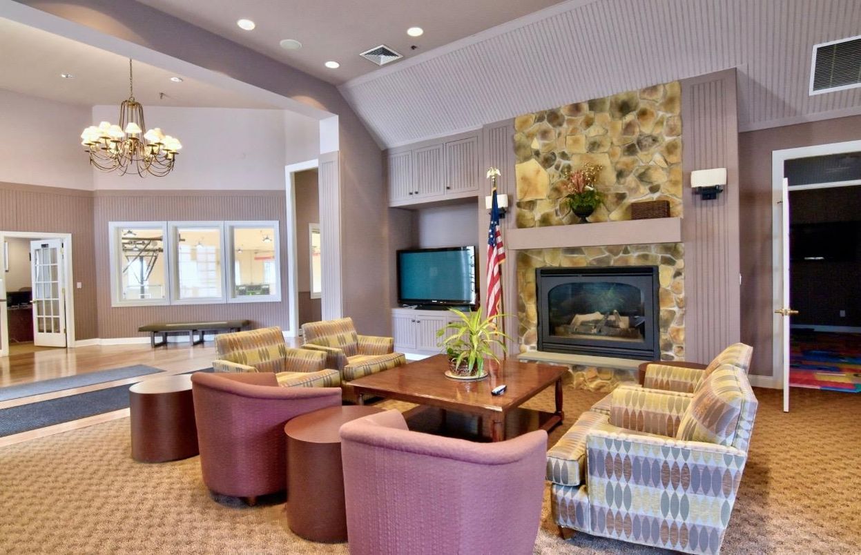 Chandelier, Fireplace, Interior, Living room, Recessed Lighting