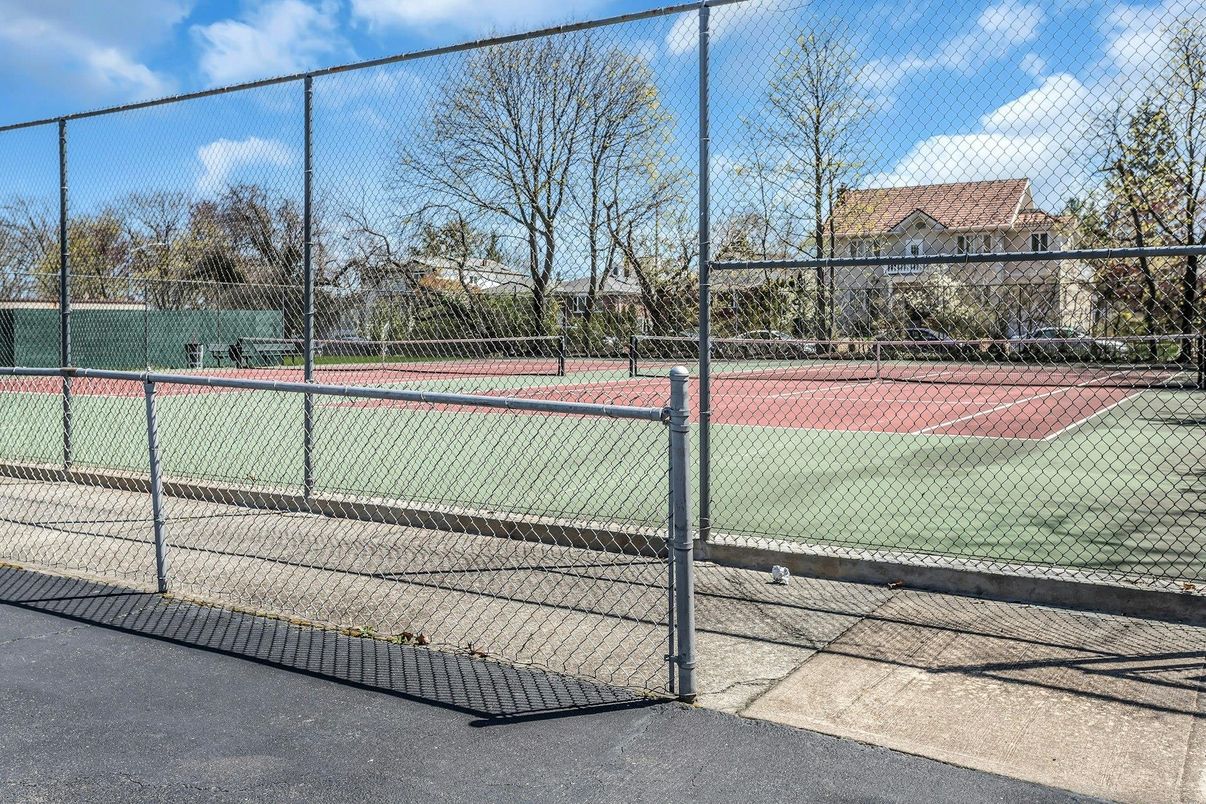 Exterior, Tennis Courts