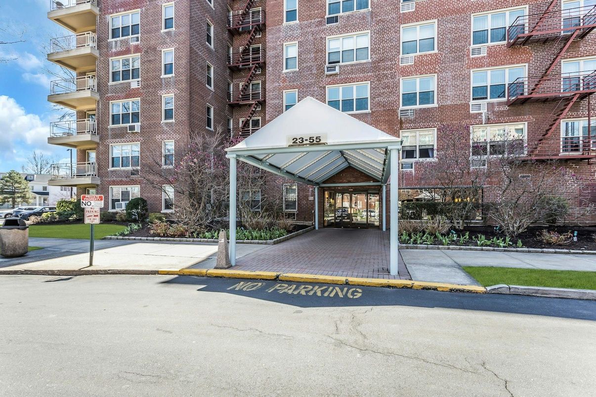 Exterior, Facade, Brick Facade, Condo Building