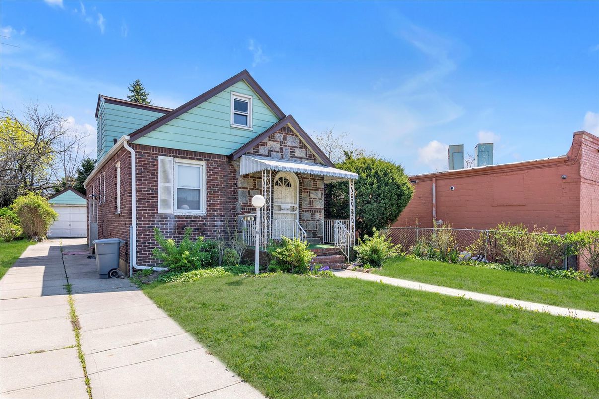 Exterior, Facade, Brick Facade, Tudor Revival