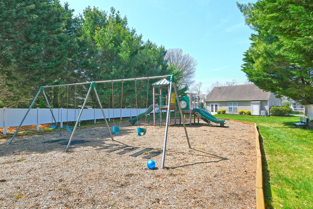 Backyard, Exterior, Playground