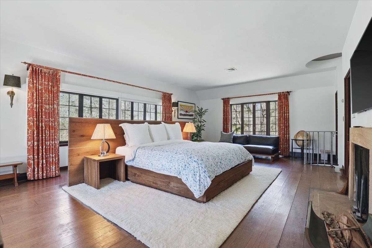 Bedroom, Fireplace, Interior, Wood Texture Flooring