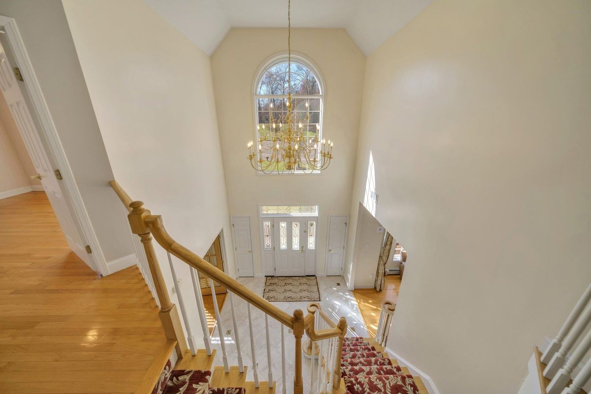 Chandelier, Interior, Wood Texture Flooring