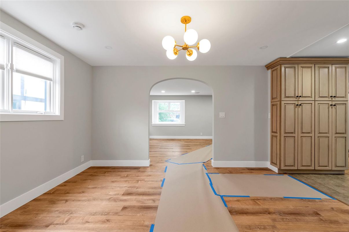 Empty room, Interior, Pendant Lights, Recessed Lighting, Wood Texture Flooring