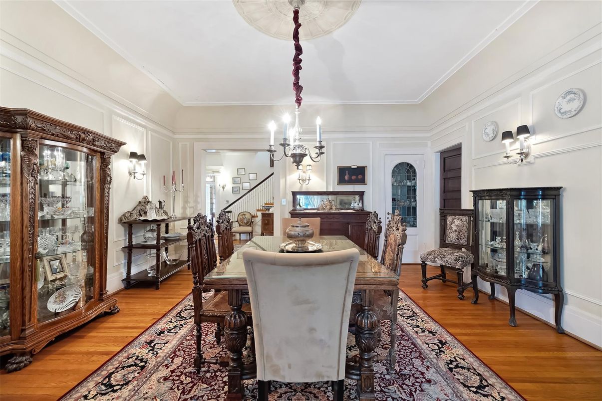 Chandelier, Dining room, Interior, Wood Texture Flooring