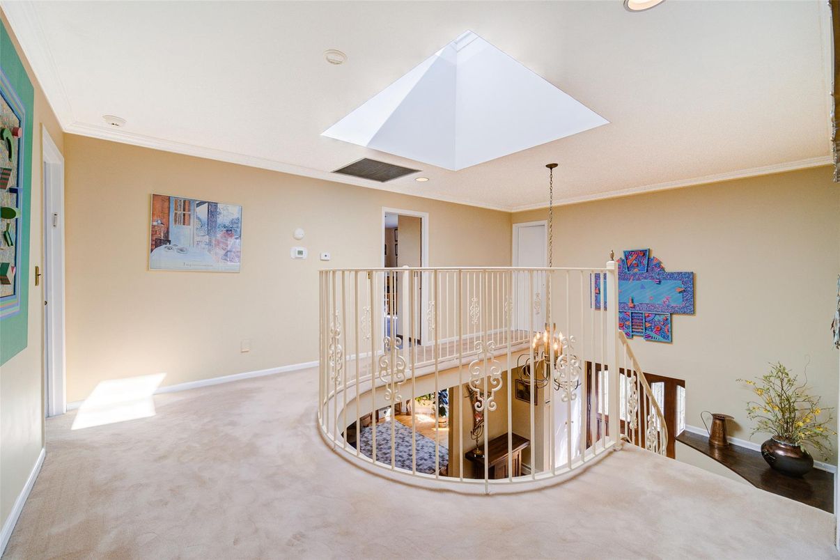 Chandelier, Interior, Recessed Lighting