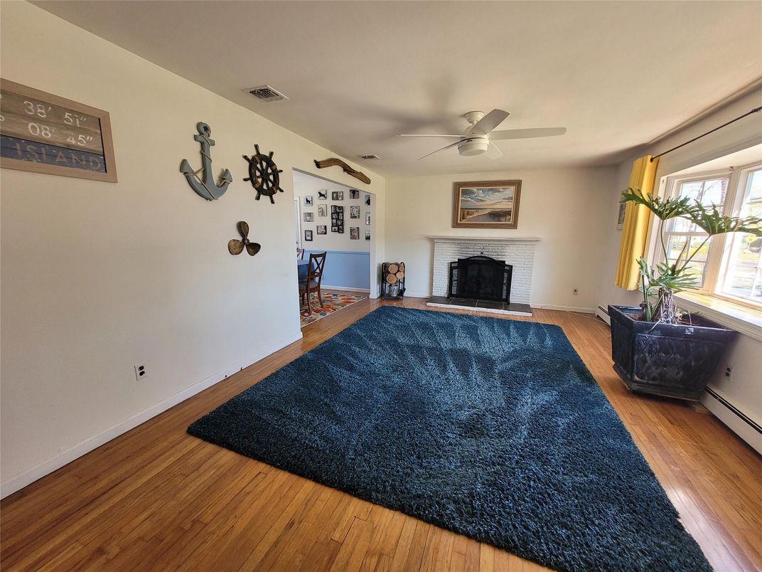 Empty room, Fireplace, Interior, Wood Texture Flooring
