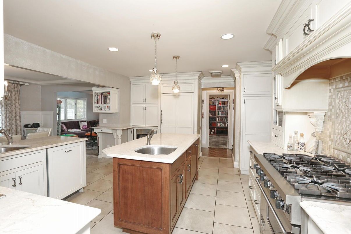 Interior, Kitchen, Living room, Pendant Lights, Recessed Lighting