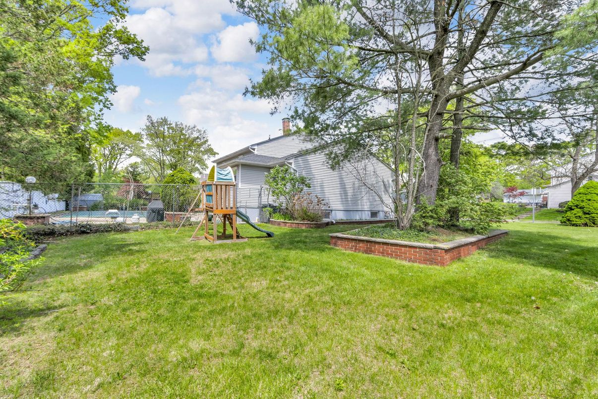 Backyard, Exterior, Playground