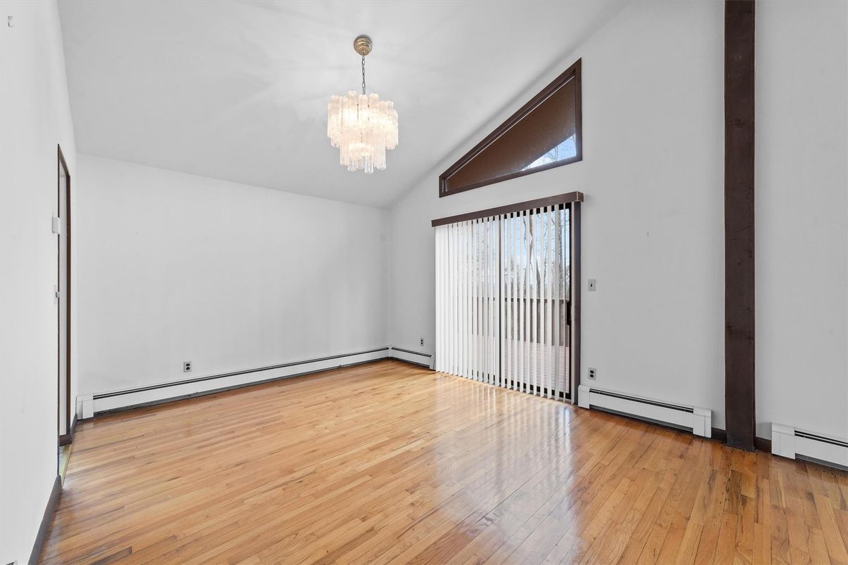Chandelier, Empty room, Interior, Wood Texture Flooring