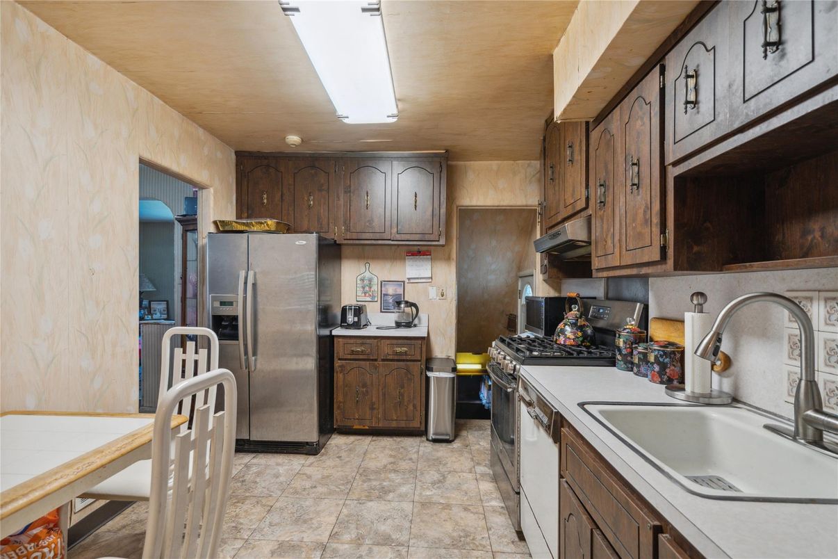 Interior, Kitchen