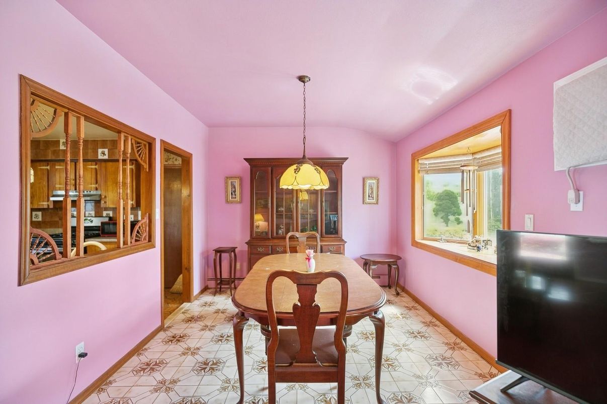 Dining room, Interior, Pendant Lights
