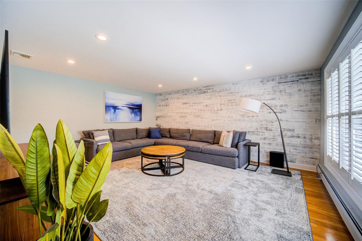 Interior, Living room, Recessed Lighting, Stone Walls, Wood Texture Flooring