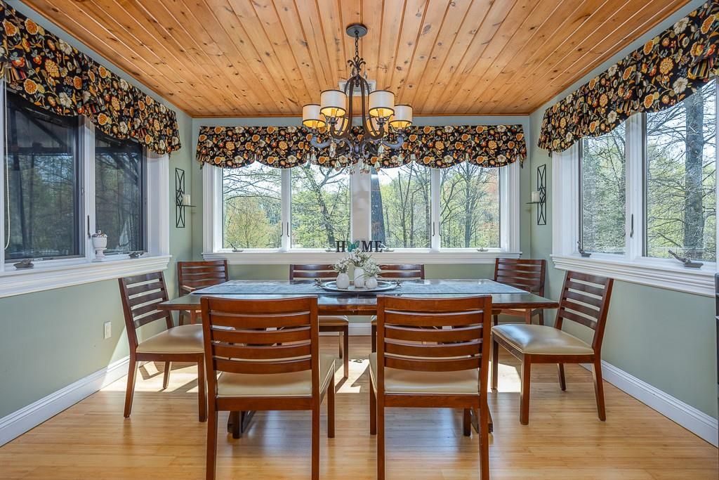 Chandelier, Dining room, Interior, Wooden Ceilings, Wood Texture Flooring
