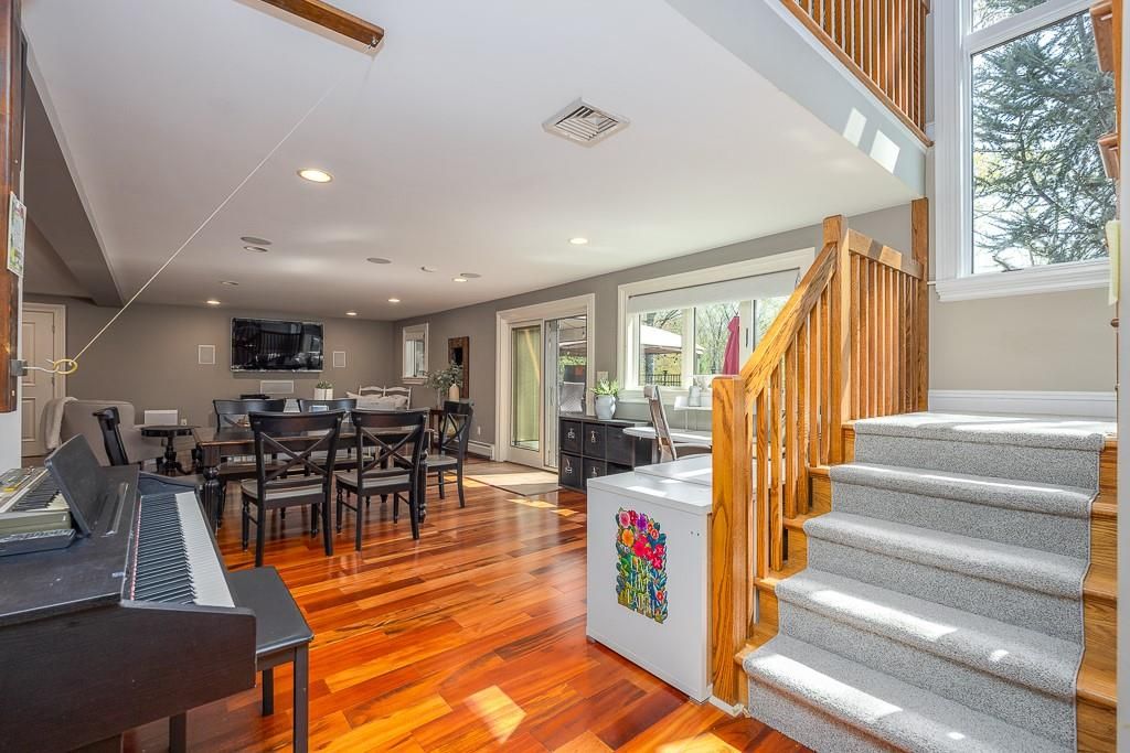 Dining room, Interior, Piano, Recessed Lighting, Wood Texture Flooring