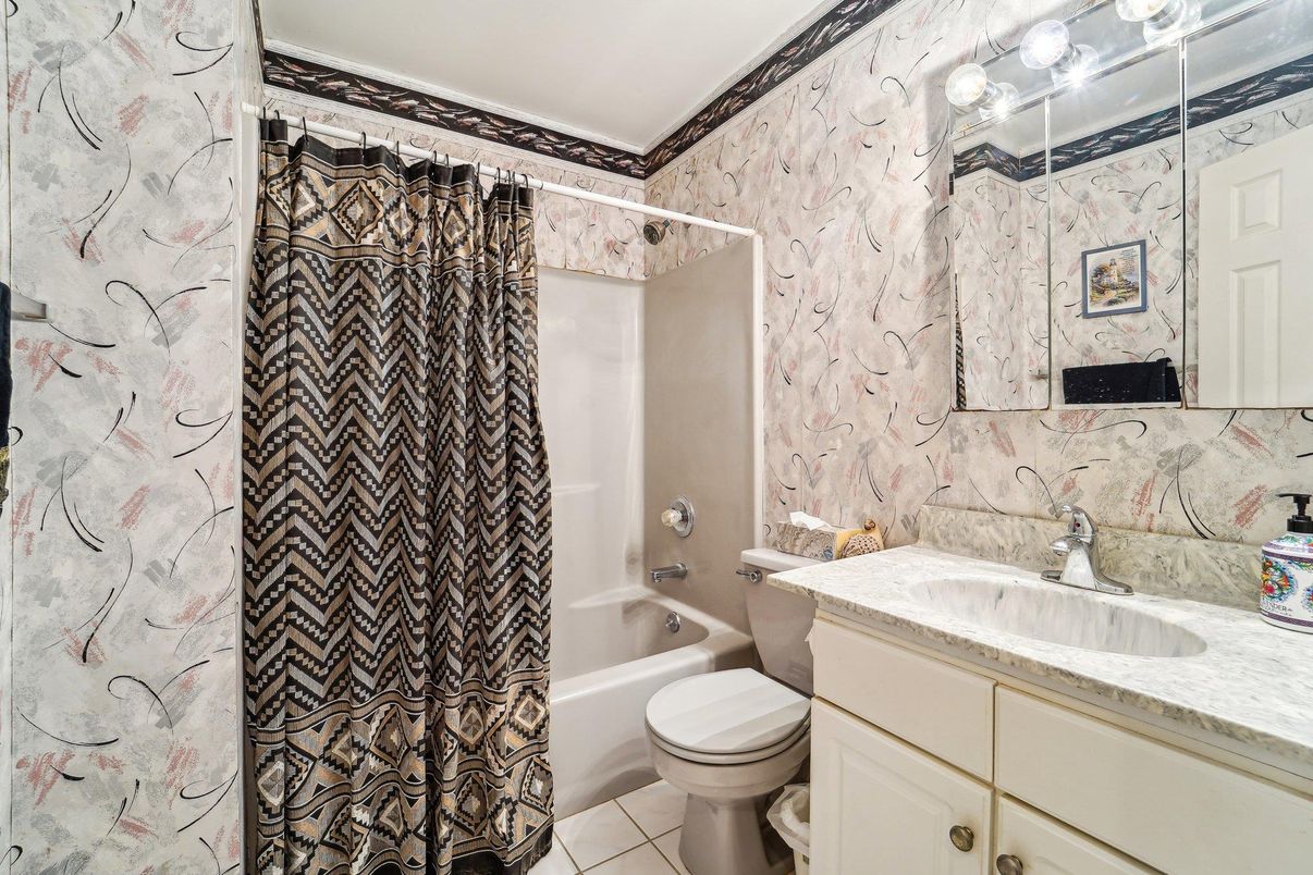 Bathroom, Interior