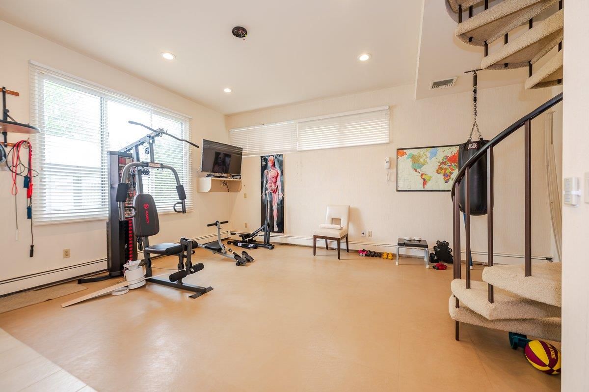 Fitness Equipment, Interior, Recessed Lighting