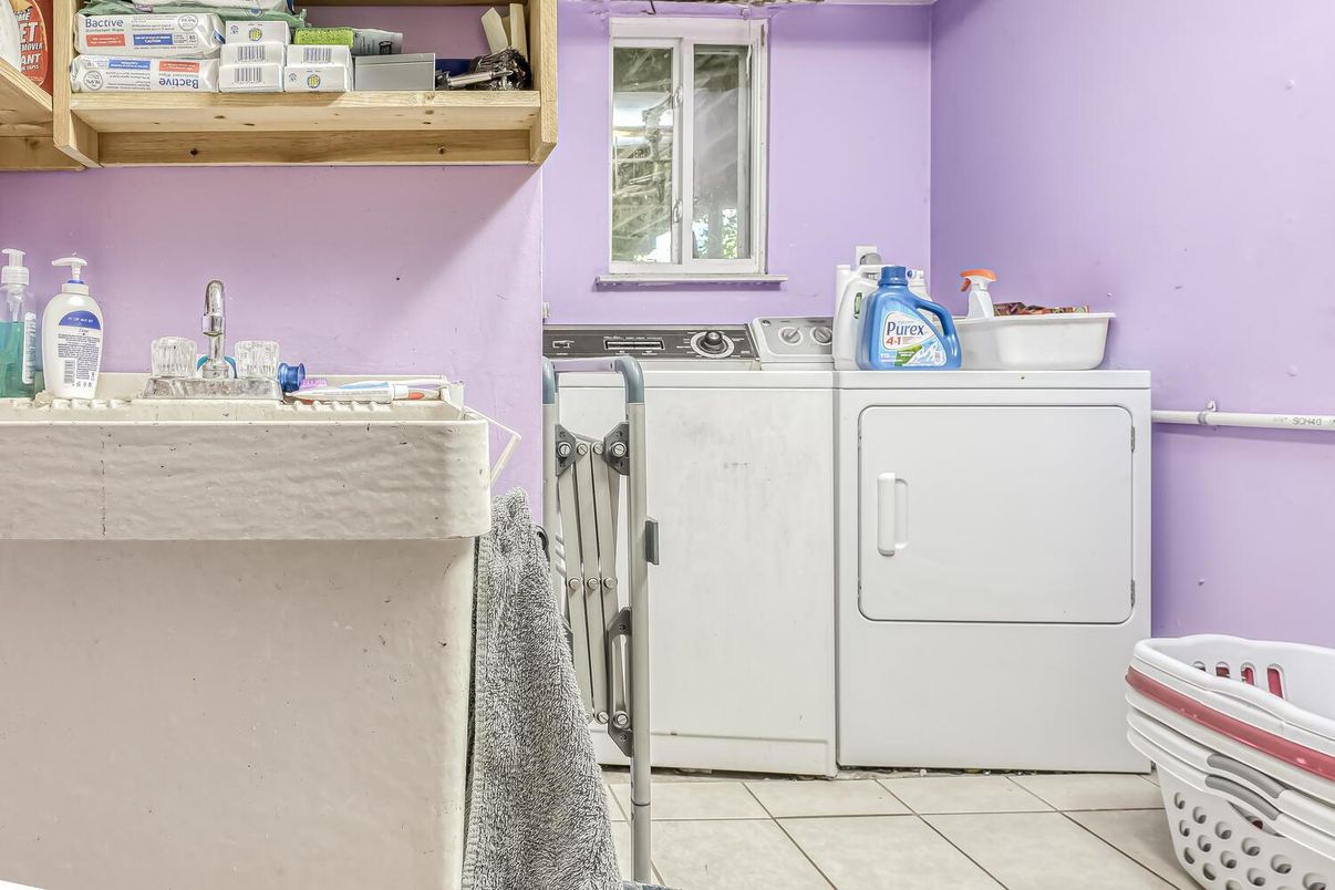 Interior, Washer