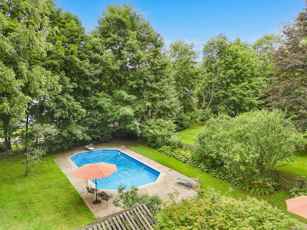 Backyard, Exterior, Pool