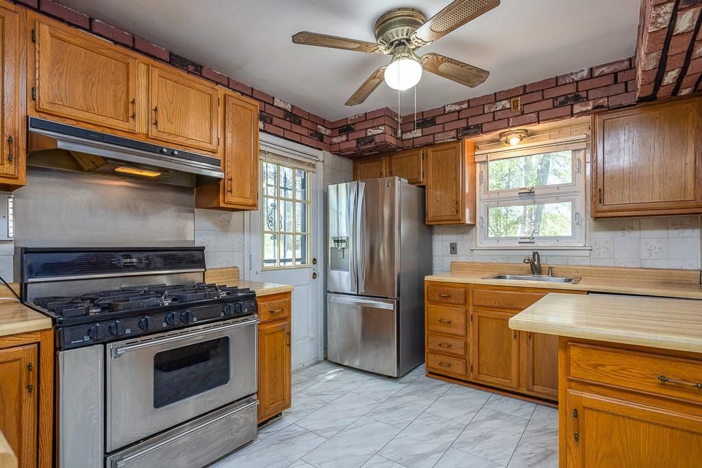 Interior, Kitchen, Marble, Stainless Steel Appliances