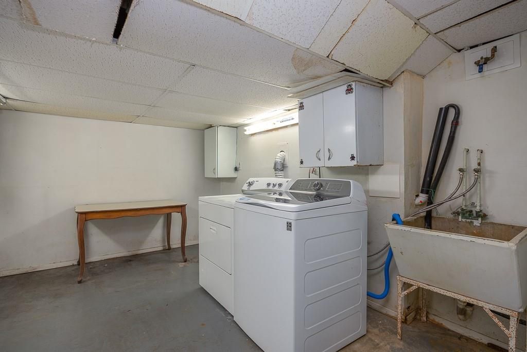 Interior, Washer